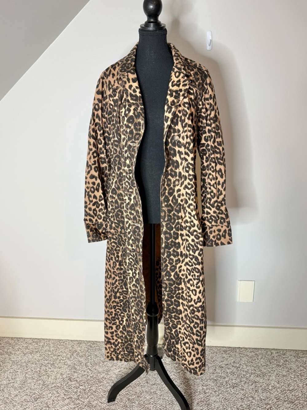 FASHION NOVA New Leopard Print Denim Trench Coat Pockets Buttons Size Medium - Picture 5 of 13